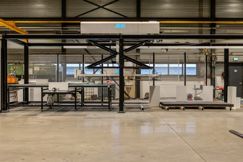 xyz handling system automation